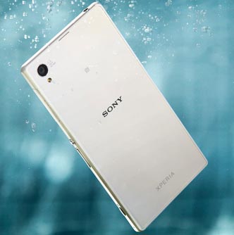 Sony Xperia Z on Water